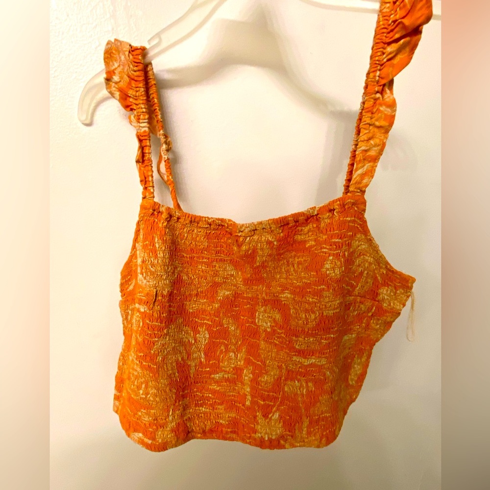 Cropped orange stretch tank top